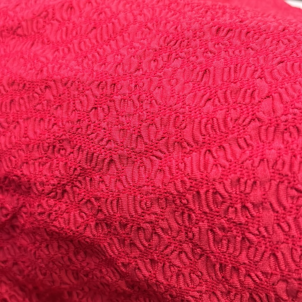 Red Dress - Picture 3 of 3